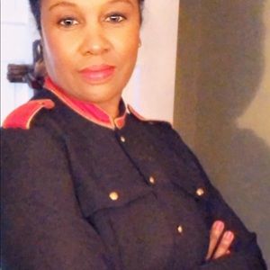 Meet your Posher, Carolyn